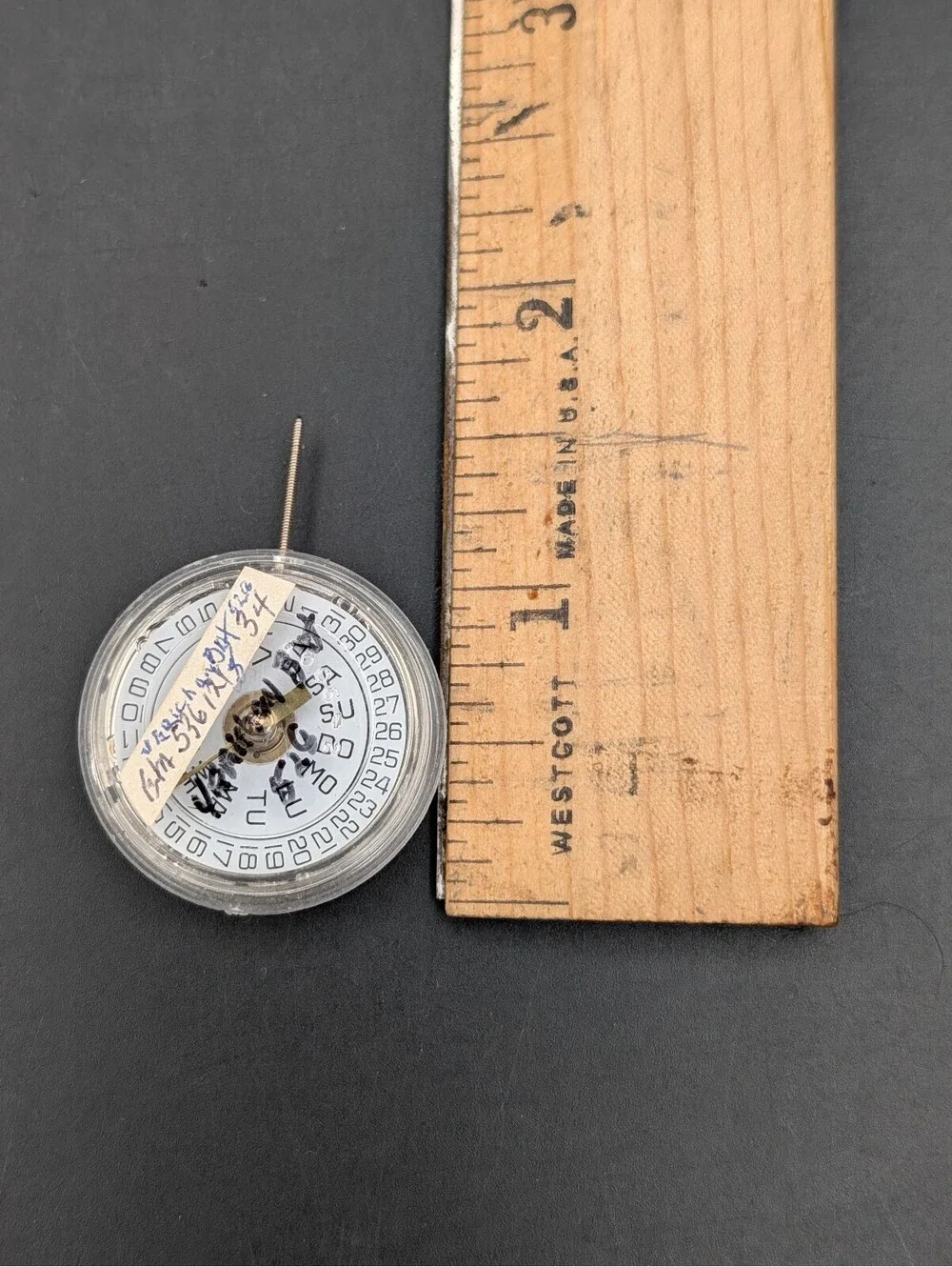 Vintage ETA 536.121 Quartz Watch Movement - Day/Date Calendar Module Untested